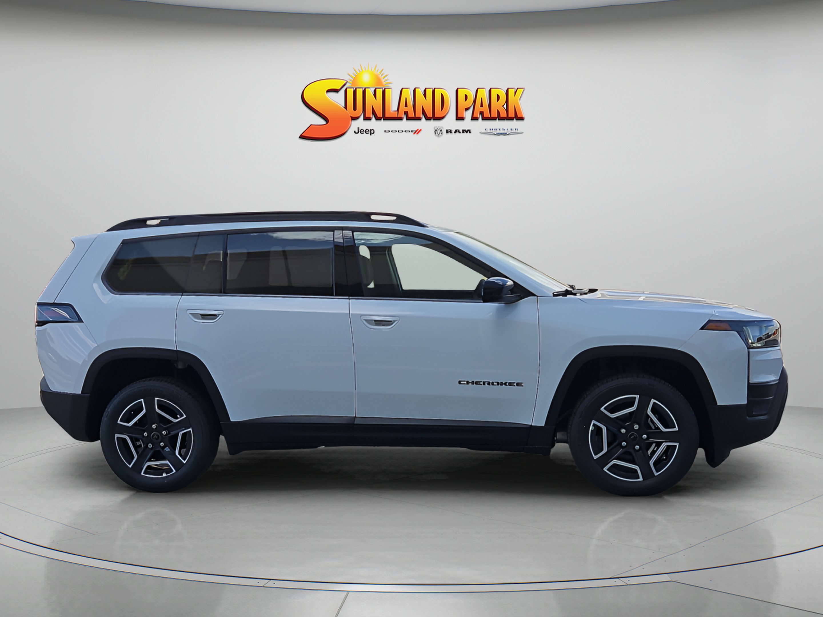 New 2026 Bright White Clear-Coat Exterior Paint Jeep Laredo image 6
