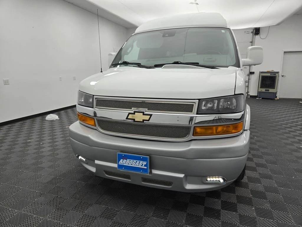2021 Chevrolet Express Cargo Work Van - Photo 12