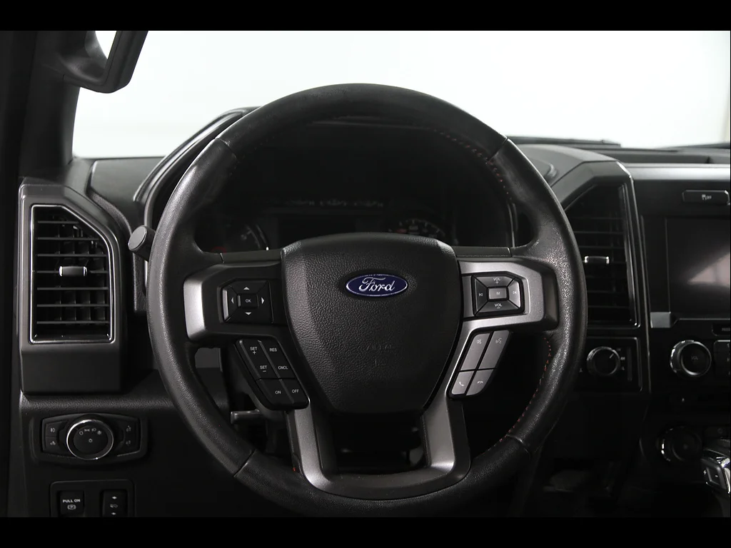 Used 2018 Shadow Black Ford XLT image 8