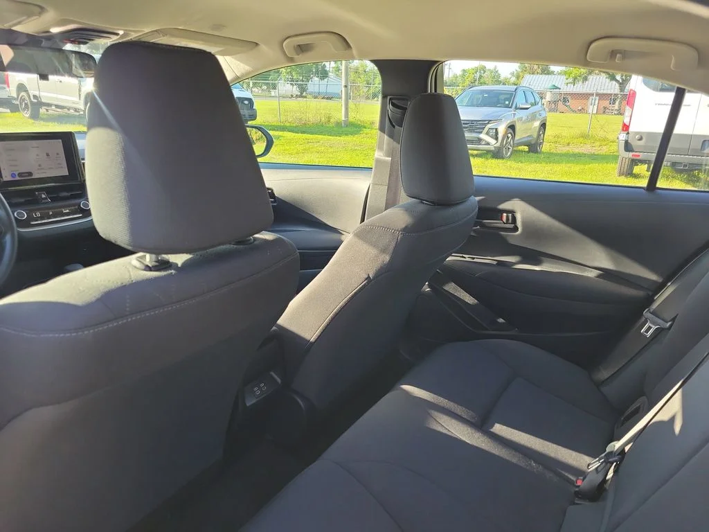Used 2024 Ice Toyota LE image 27