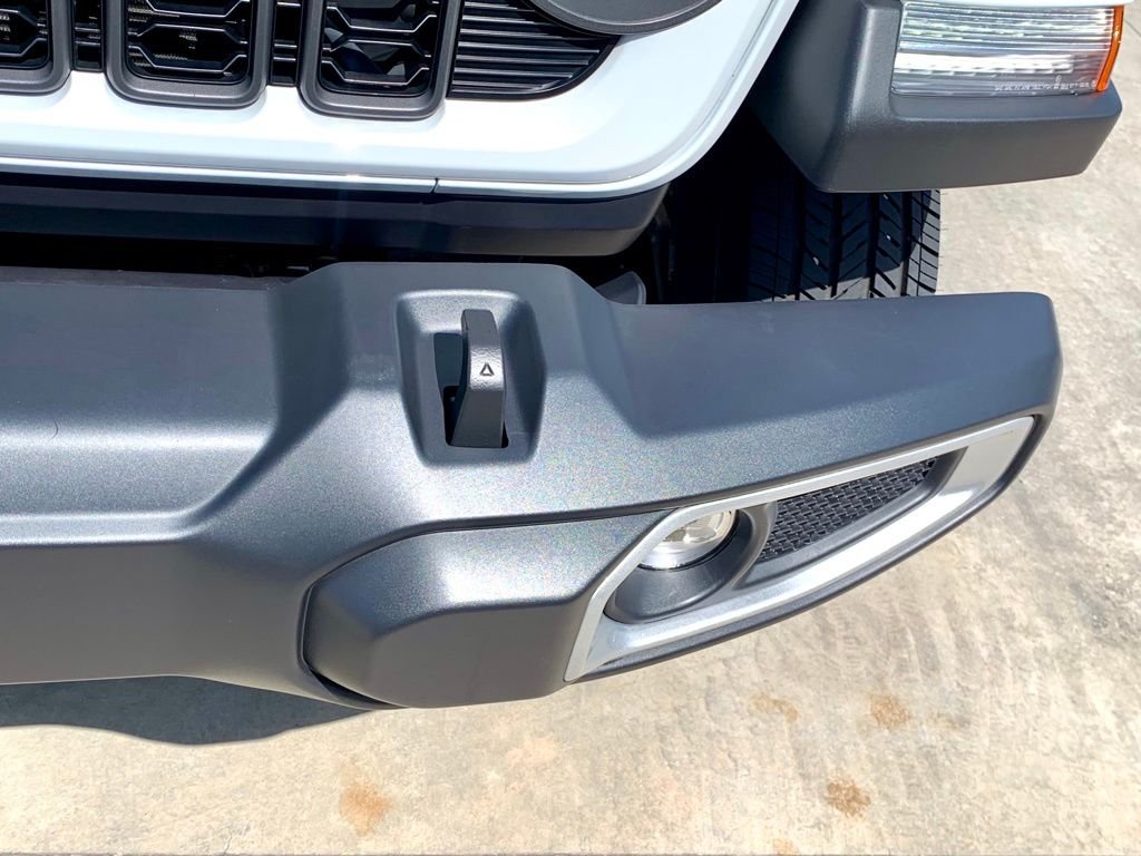 Used 2026 White Jeep Sahara image 46