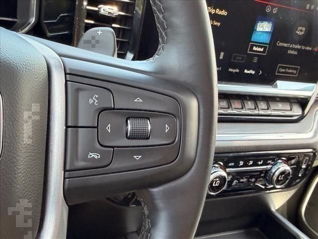 Used 2024 White GMC SLT image 24