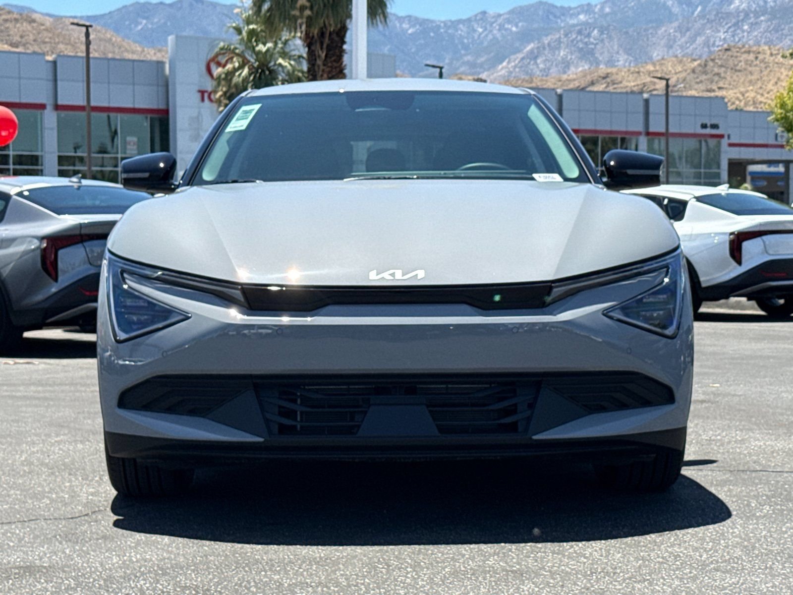 New 2026 Wolf Gray Kia LIGHT image 8