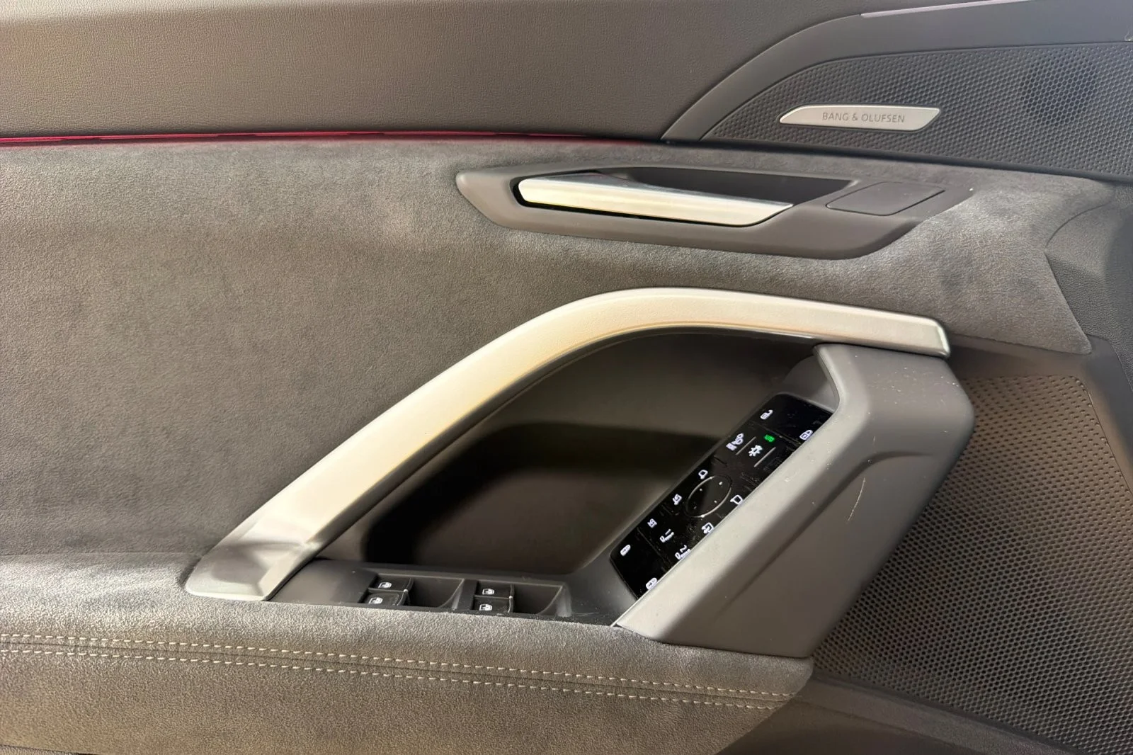 New 2026 Tambora Gray Metallic Audi Premium Plus 3.0 TFSI quattro image 10