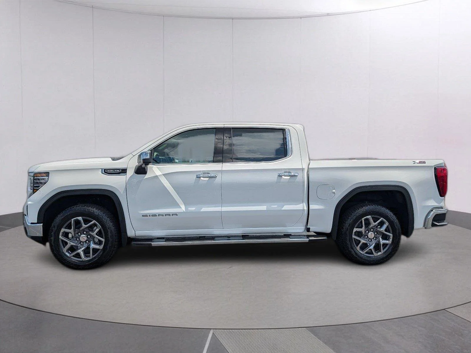 New 2026 Summit White GMC SLT image 2