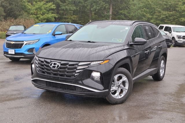 Used 2024 Black Hyundai SEL image 2