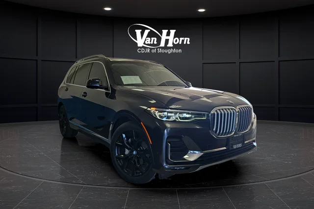 Used 2022 Dark Graphite BMW xDrive40i image 1