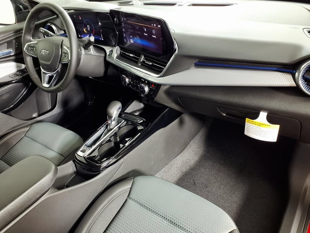 2026 Chevrolet Trax LT - Photo 12