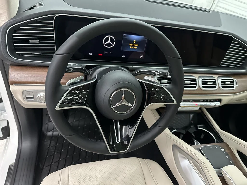 Used 2026 White Mercedes-Benz GLE 450 image 10
