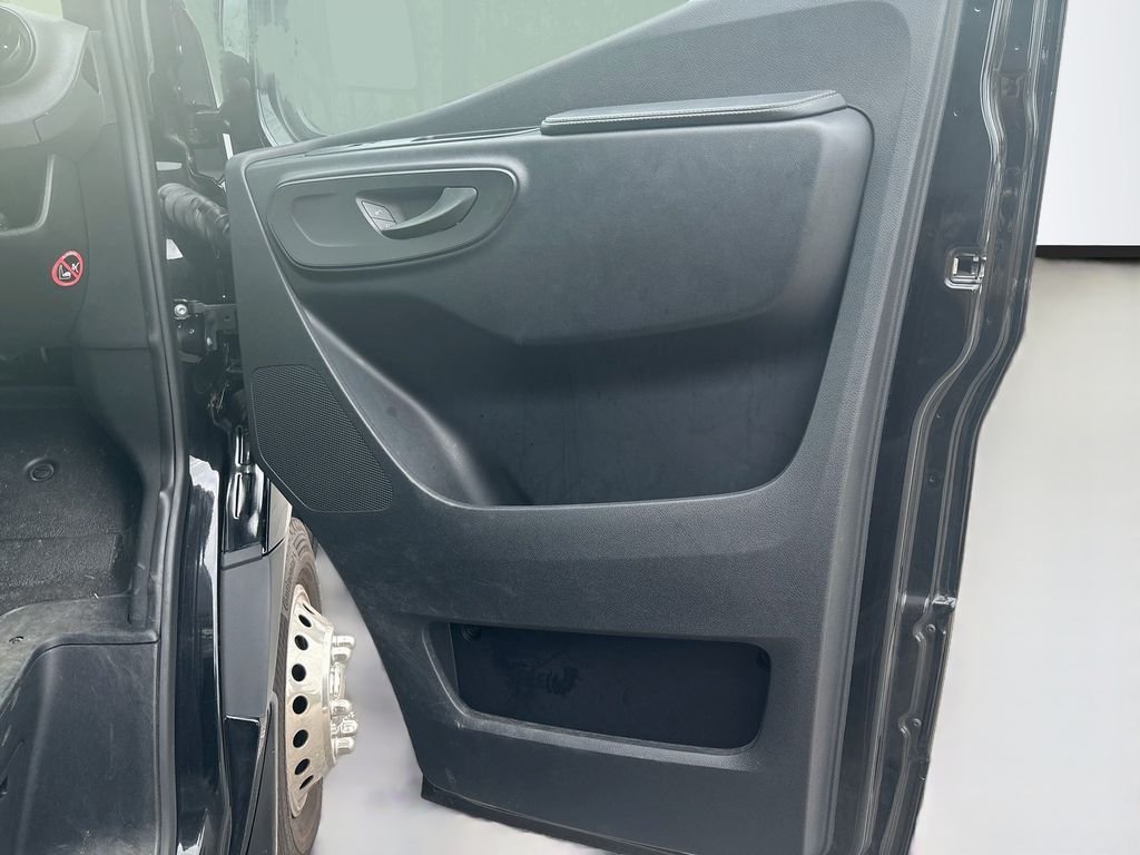 Used 2023 Black Mercedes-Benz Smartliner image 27