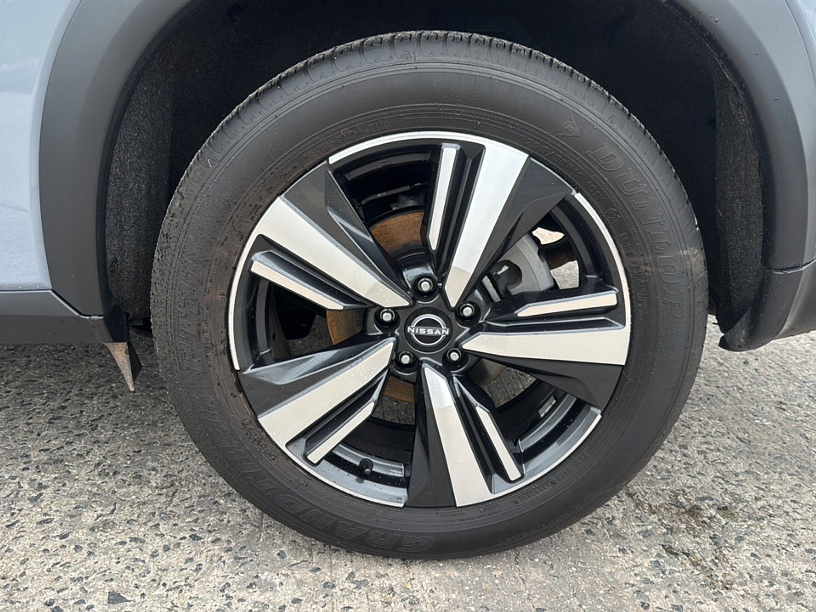 2025 Nissan Rogue SL - Photo 45