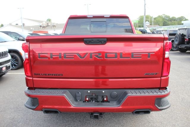 Used 2025 Red Chevrolet RST image 28