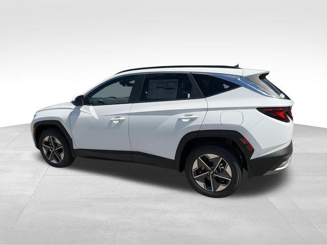 New 2026 White Hyundai SEL AWD image 6