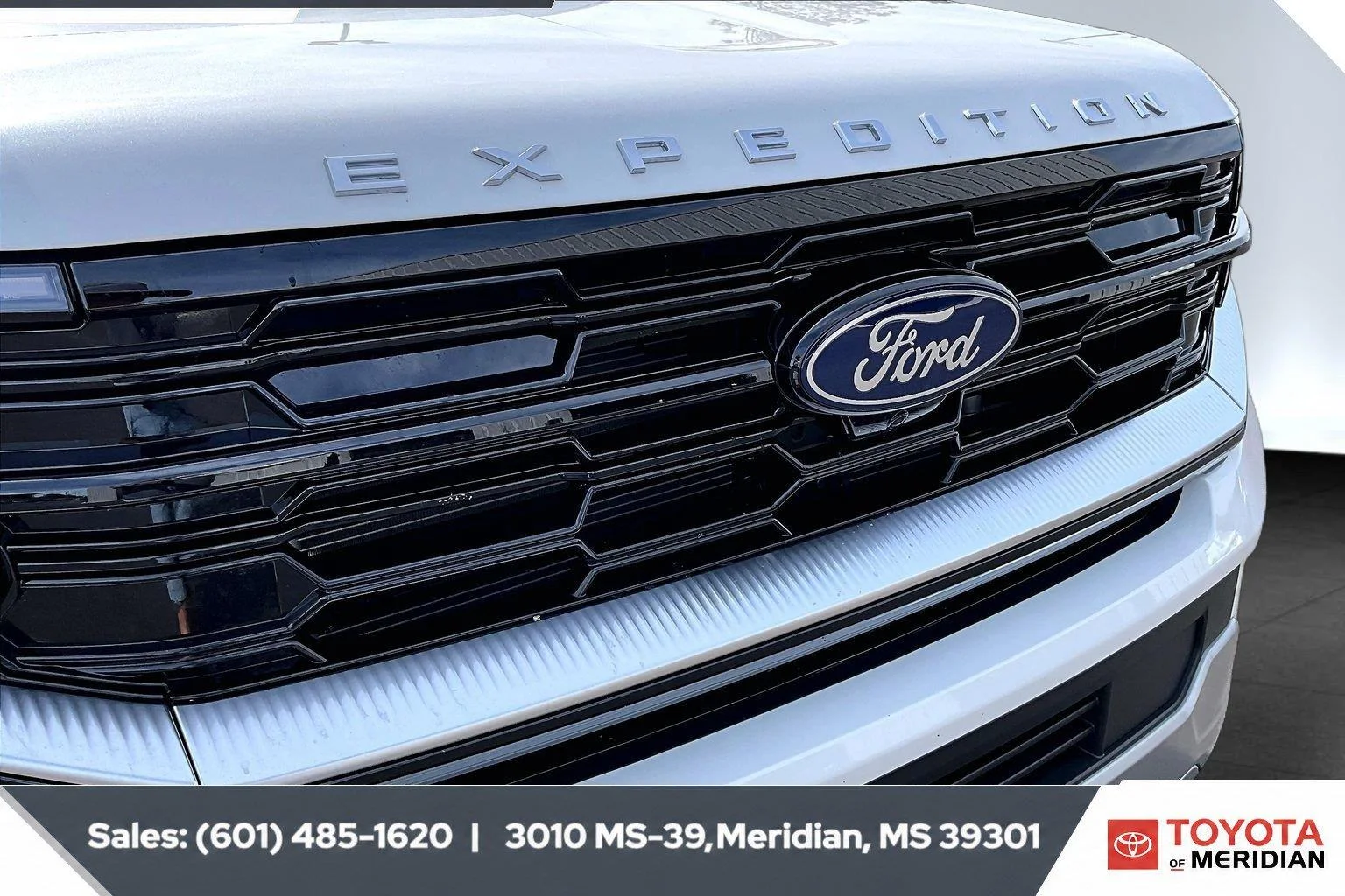 Used 2026 Star White Metallic Tri-Coat Ford Platinum image 22