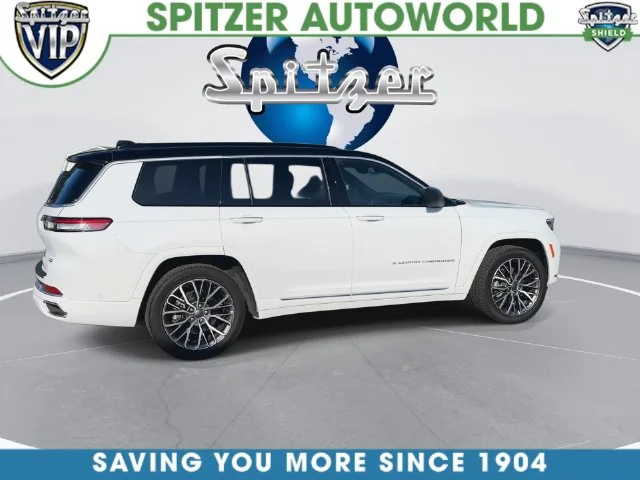 Used 2024 White Jeep Summit image 10
