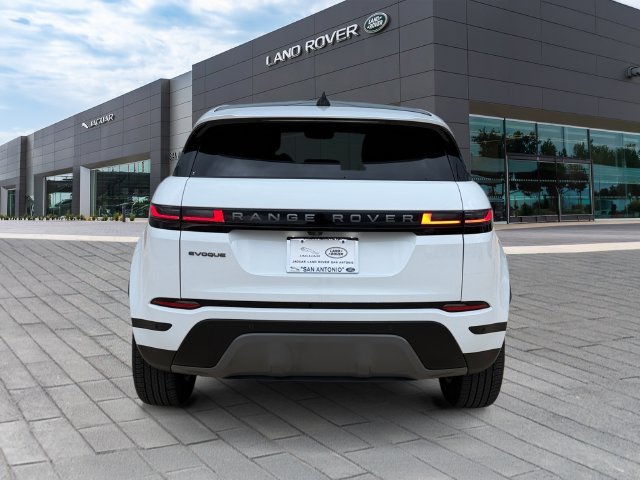 Certified Used 2025 Fuji White Land Rover S image 4
