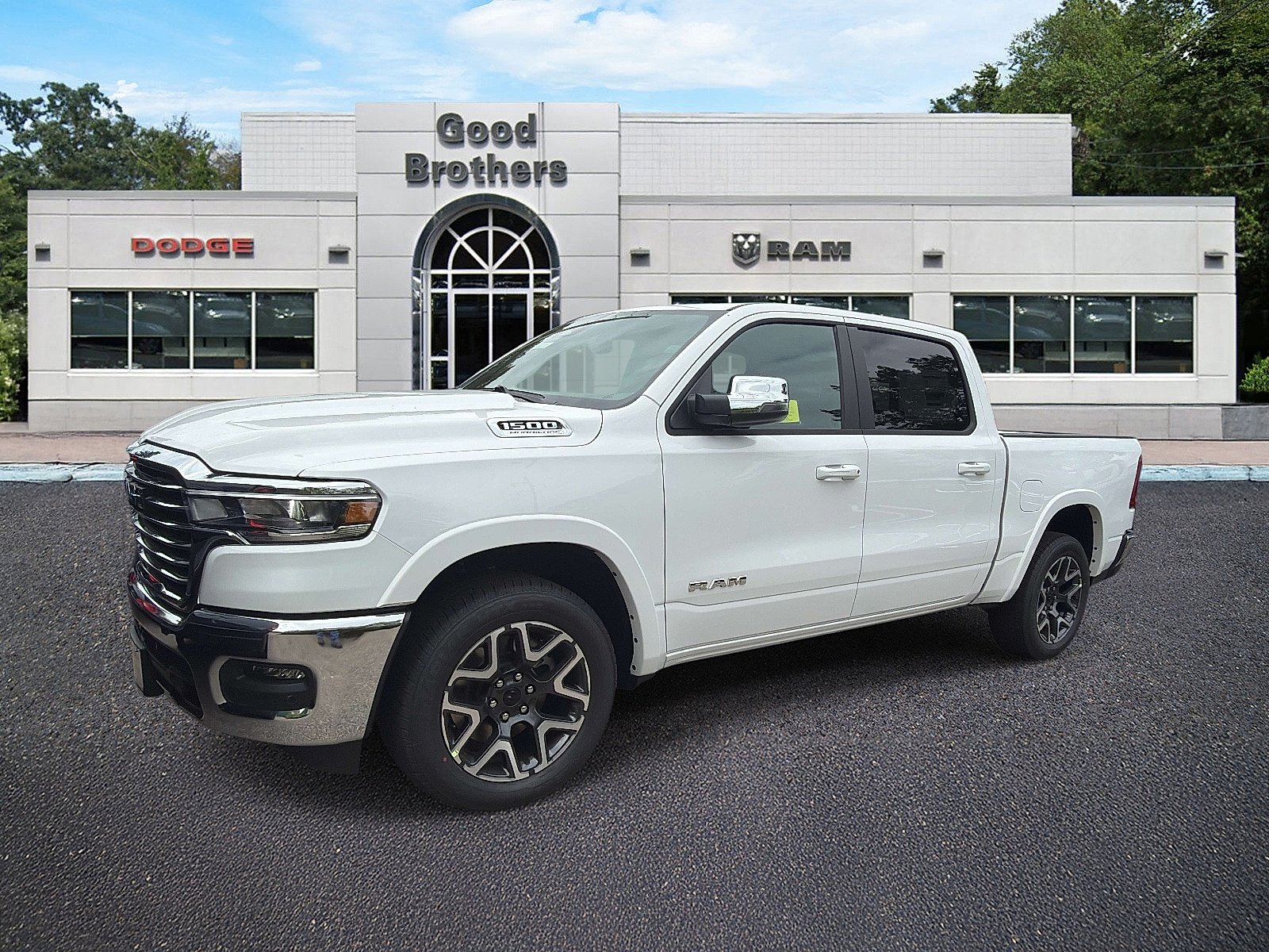 New 2027 Bright White Clear-Coat Exterior Paint RAM Laramie Crew Cab 4x4 5