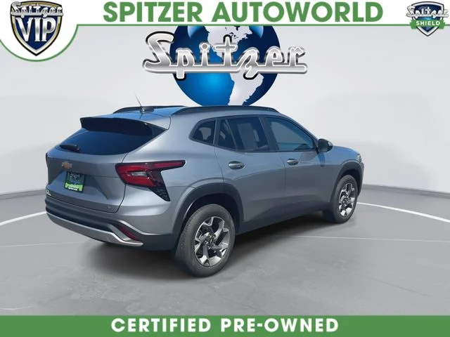 Used 2025 Gray Chevrolet LT image 9
