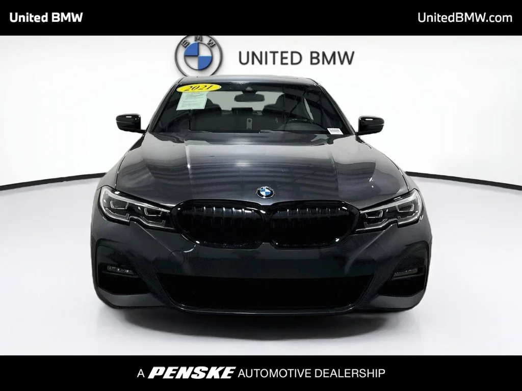 Used 2021 Mineral Grey Metallic BMW 330i xDrive image 2