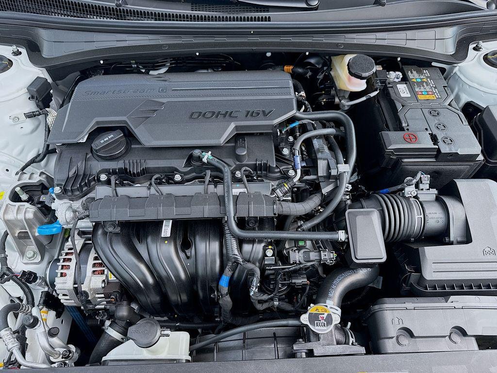New 2026 Serenity White Hyundai SE image 22