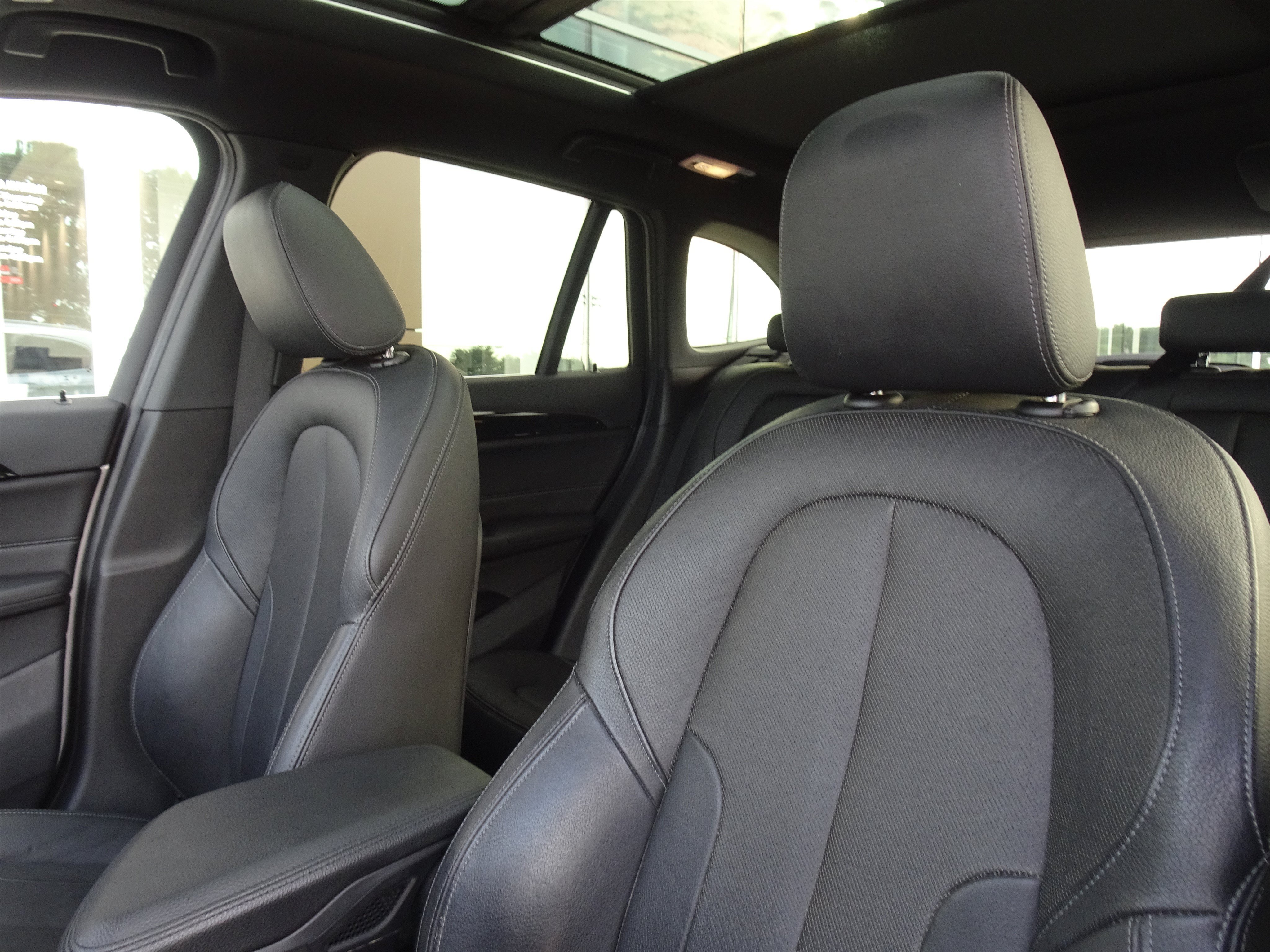 Used 2018 Glacier Silver Metallic BMW xDrive28i image 10