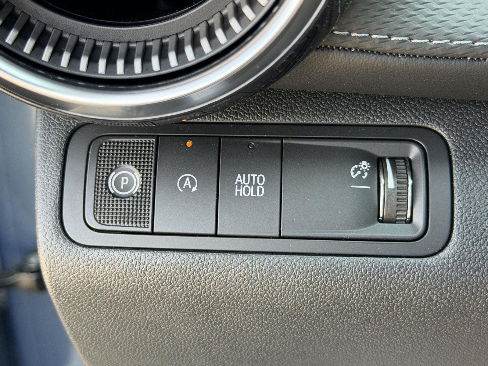 2027 Chevrolet Equinox LT - Photo 10