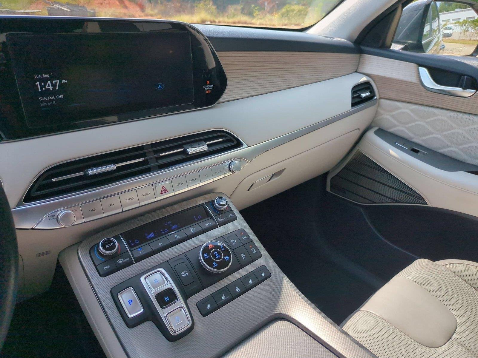 Used 2022  HYUNDAI  image 22