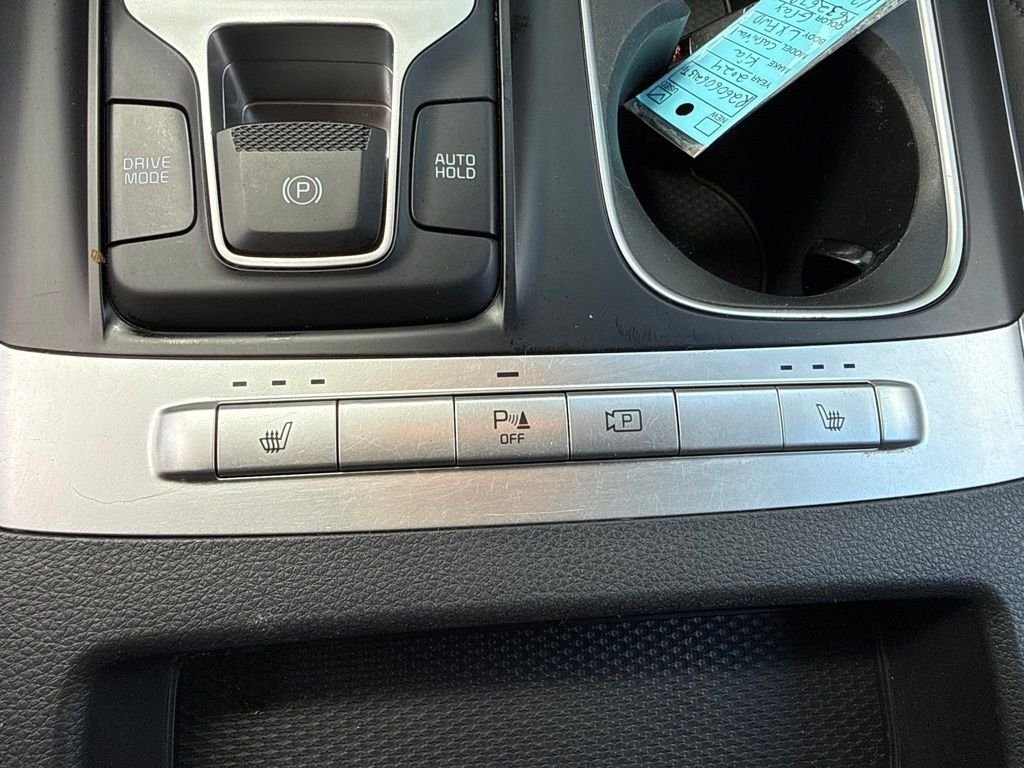 Certified Used 2024 Gray Kia LX image 35