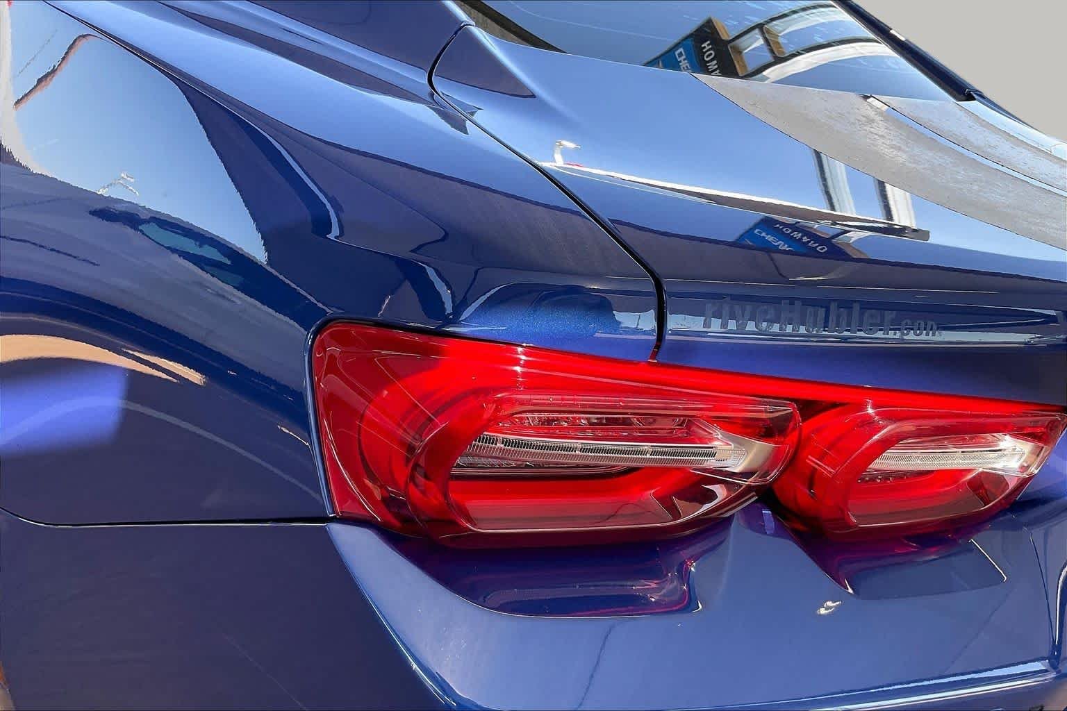 Used 2020 RIVERSIDE BLUE METALLIC Chevrolet 1LT image 27