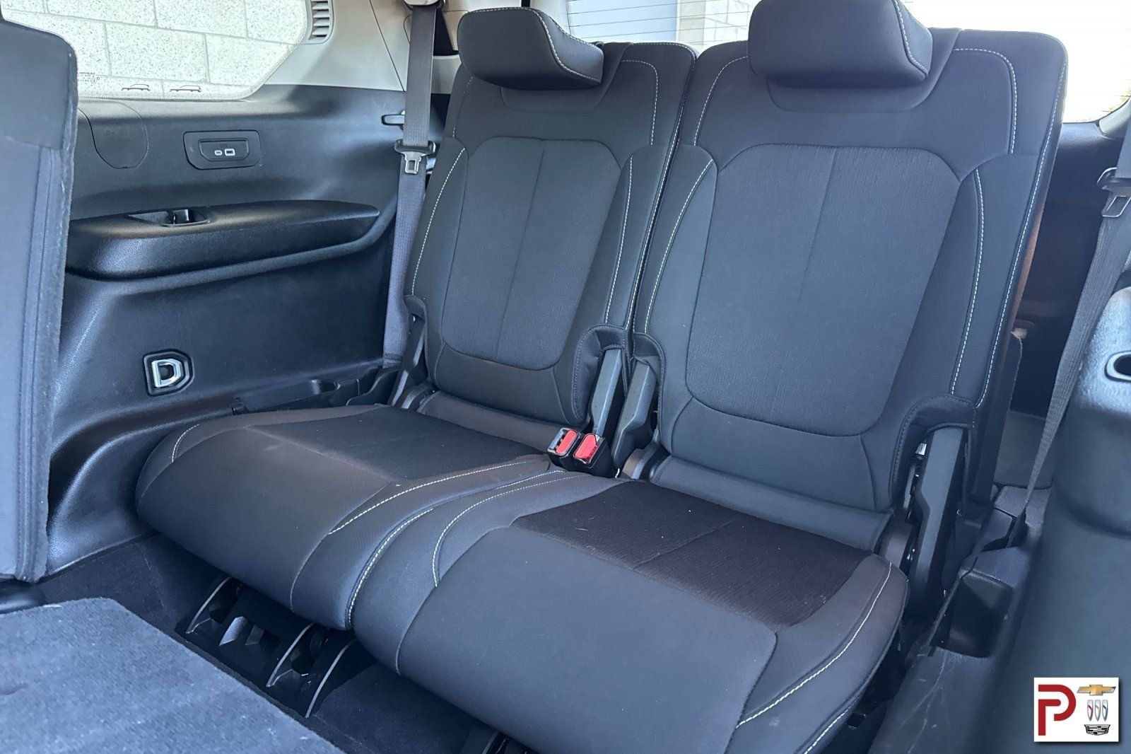 Used 2022 Gray Jeep Laredo image 19