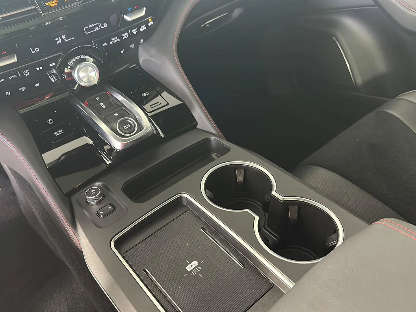 2026 Acura MDX A-Spec Package - Photo 47