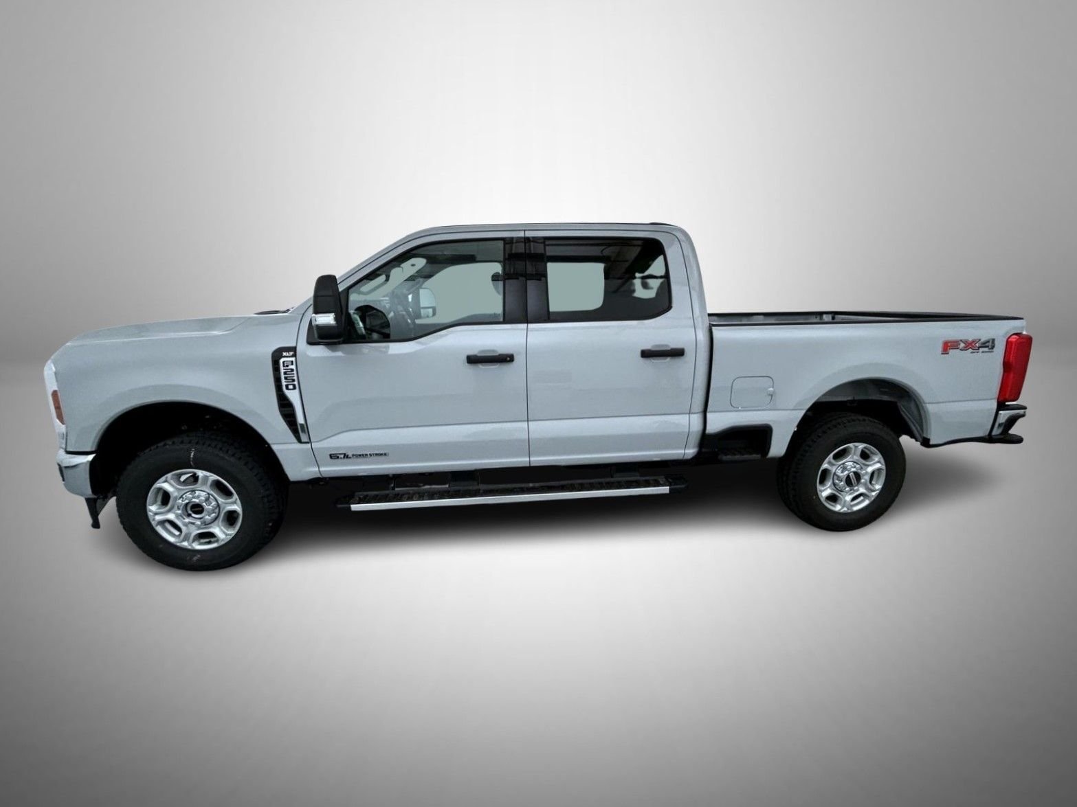 New 2026 Avalanche Ford XLT image 8