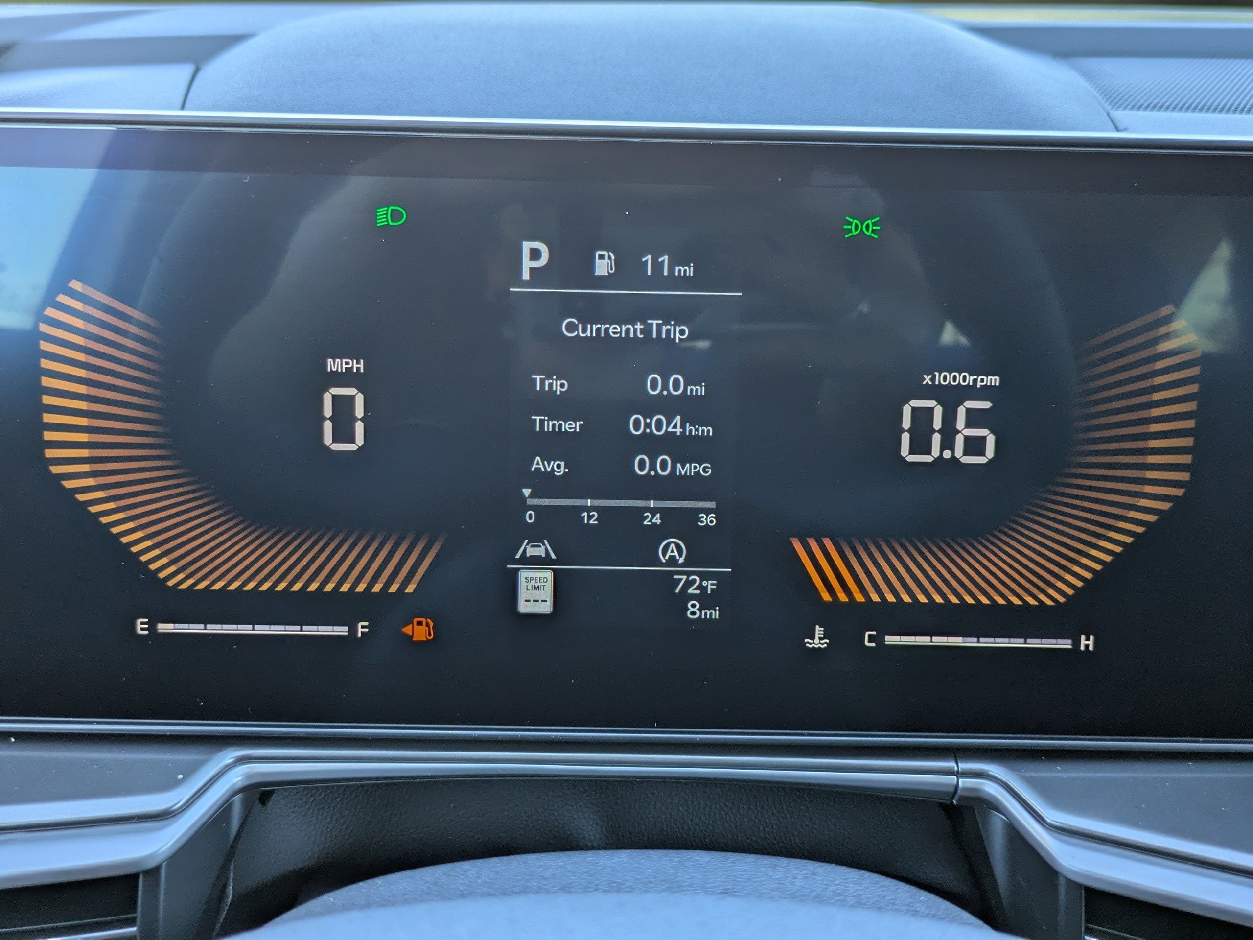New 2026 Glacial White Pearl Kia S image 37