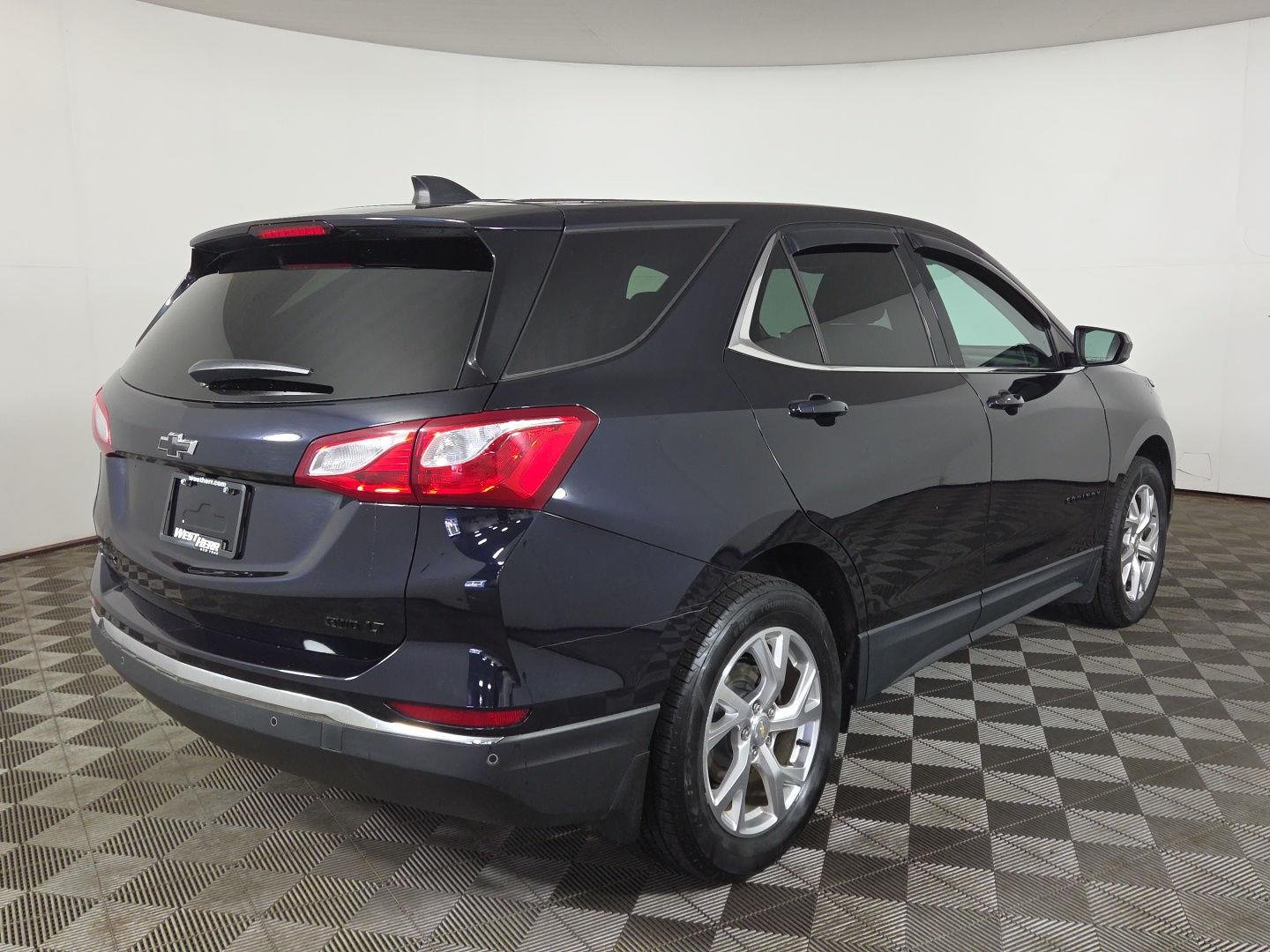 Used 2020 Midnight Blue Metallic Chevrolet LT image 6