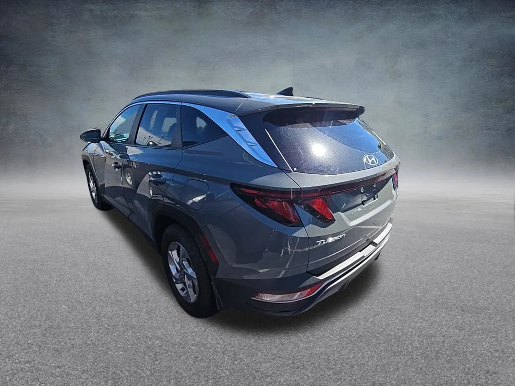 Used 2024 Gray Hyundai SEL image 6
