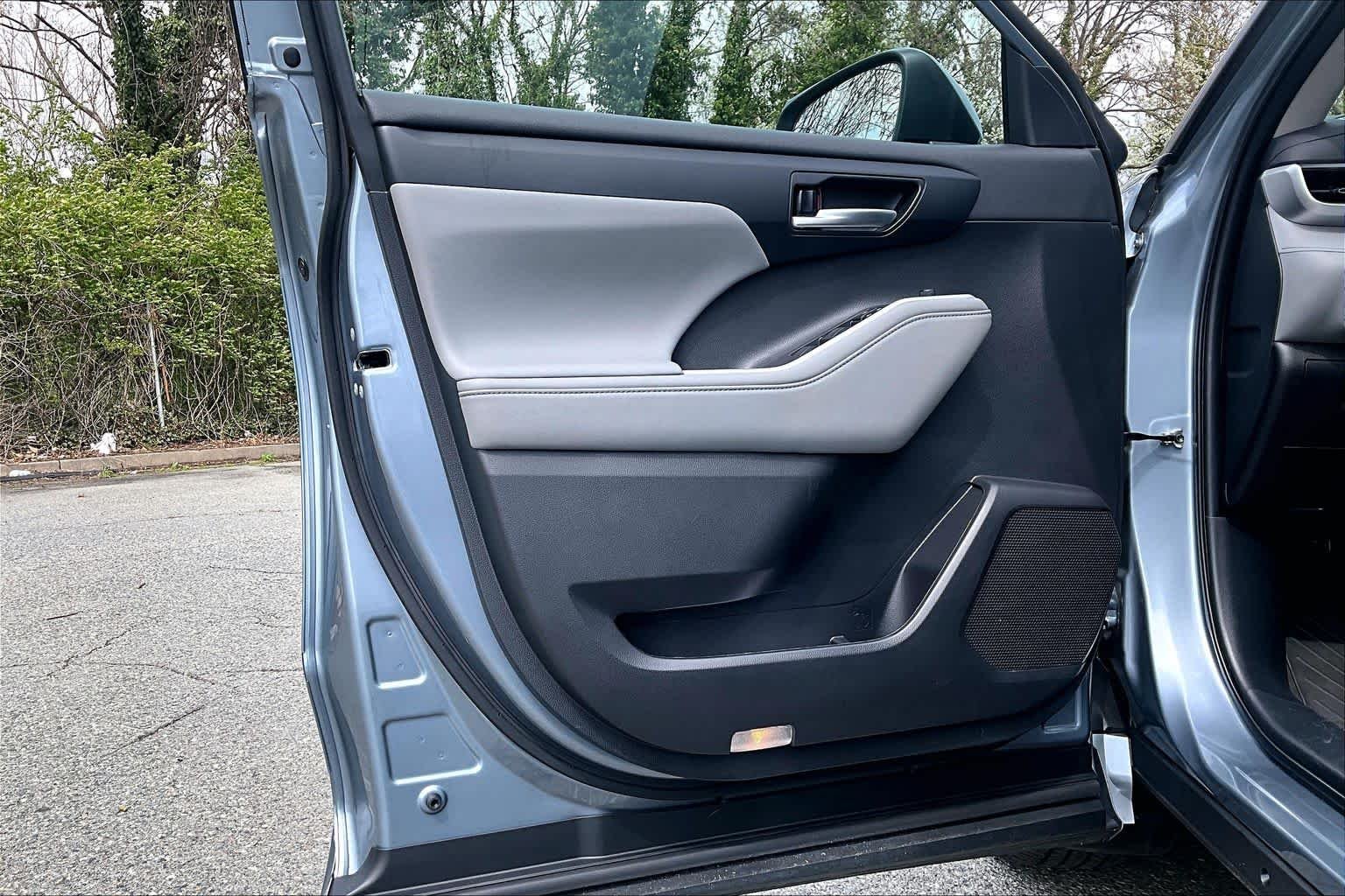 2023 Toyota Highlander XLE - Photo 22