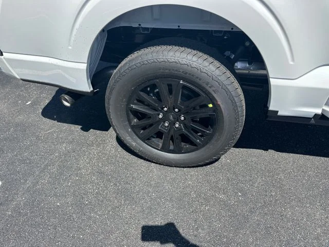 New 2026 Star White Metallic Tri-Coat Ford Platinum® image 13