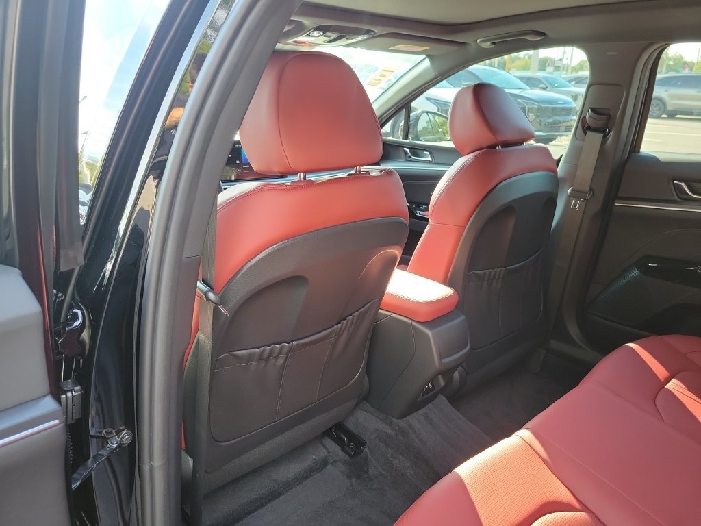 New 2027 Aurora Black Pearl Kia GT-Line image 15