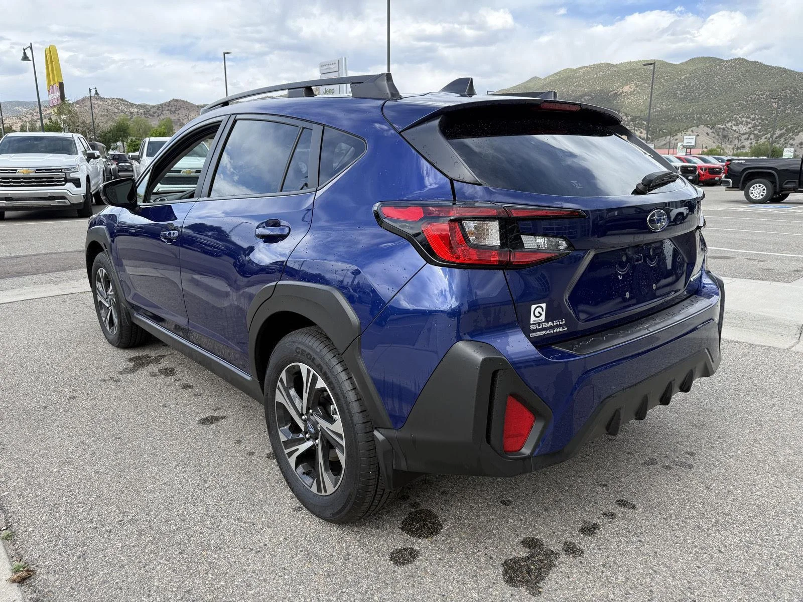 Used 2025 Sapphire Blue Pearl Subaru Premium image 4