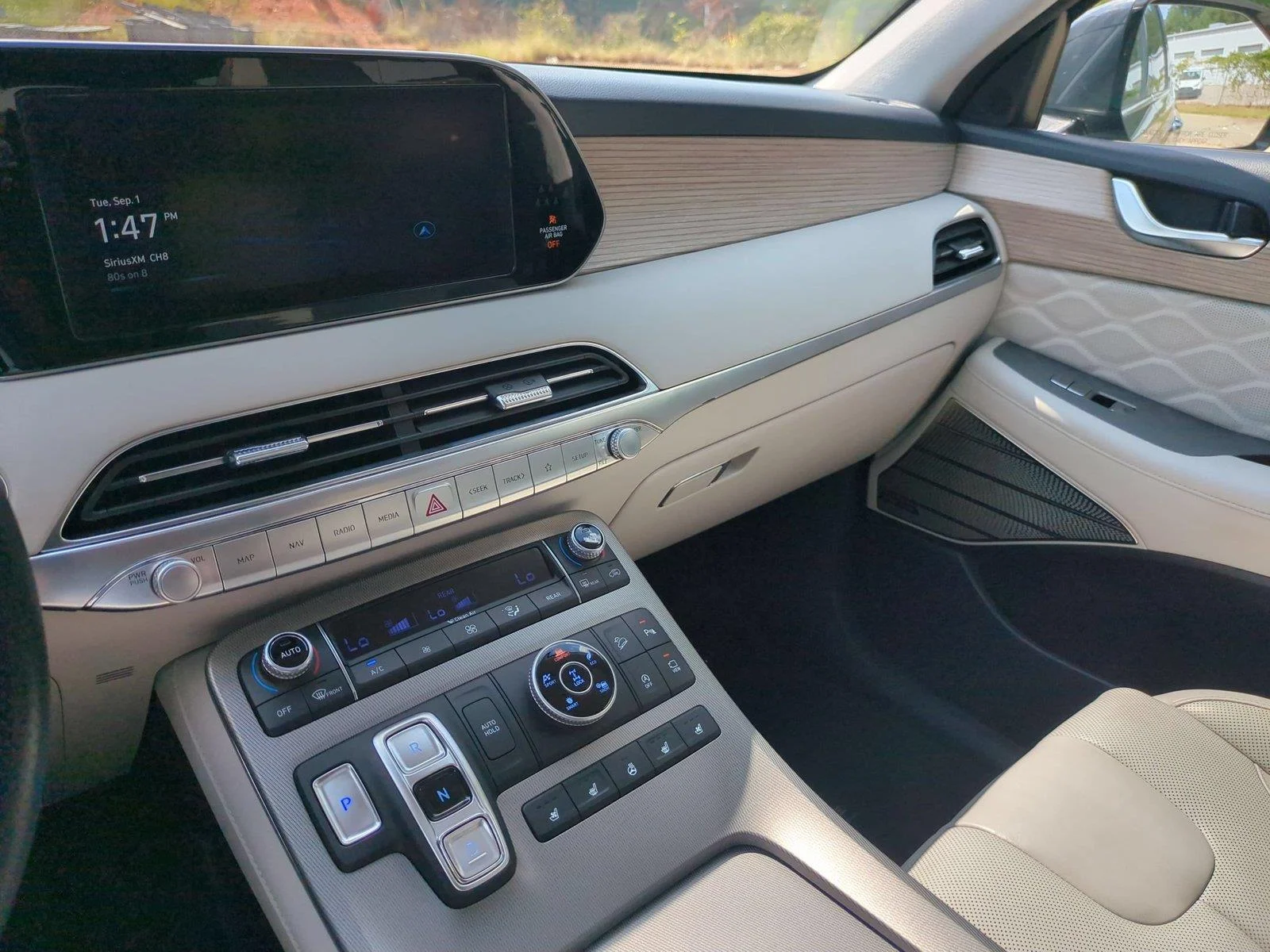 Used 2022  HYUNDAI  image 22