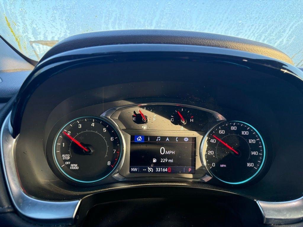 Used 2023 Silver Sage Chevrolet LT image 6