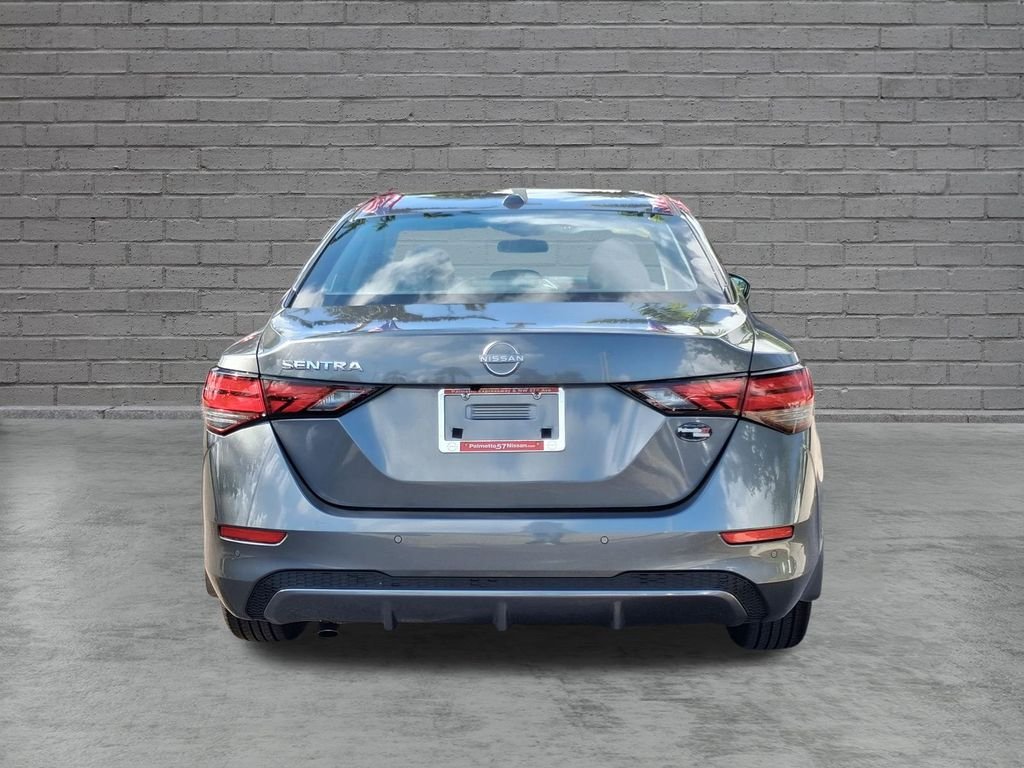 Used 2025 Gray Nissan SV image 11