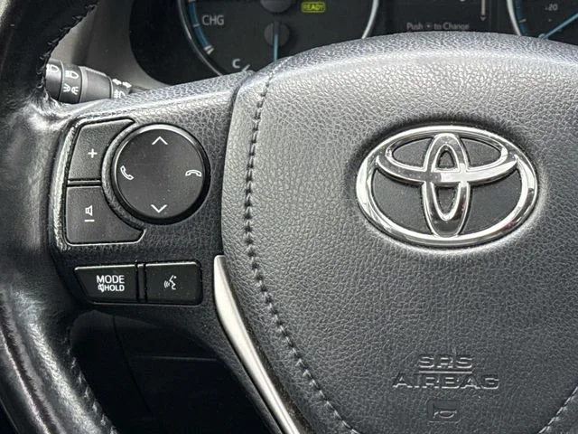 Used 2017 Silver Toyota Limited image 22