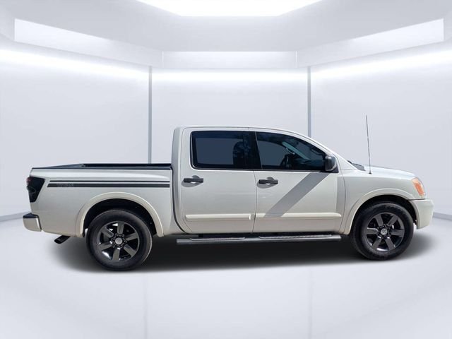 Used 2012 White Nissan SV image 2