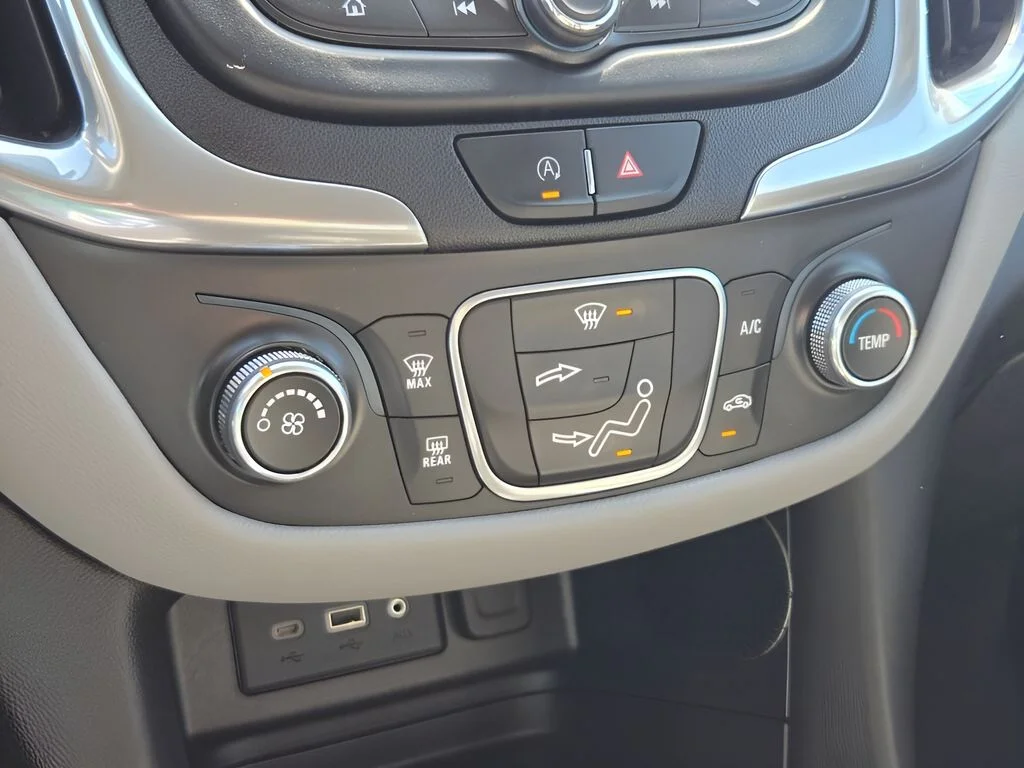 Used 2022 Silver Chevrolet LS image 20