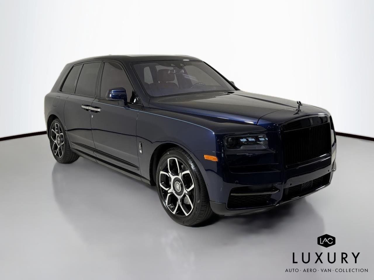 Used 2022 Midnight Blue Rolls-Royce Black Badge | Executive Rear Seating | Rear Entertainment image 3