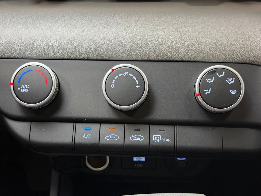 New 2026 Amazon Gray Hyundai SE image 15