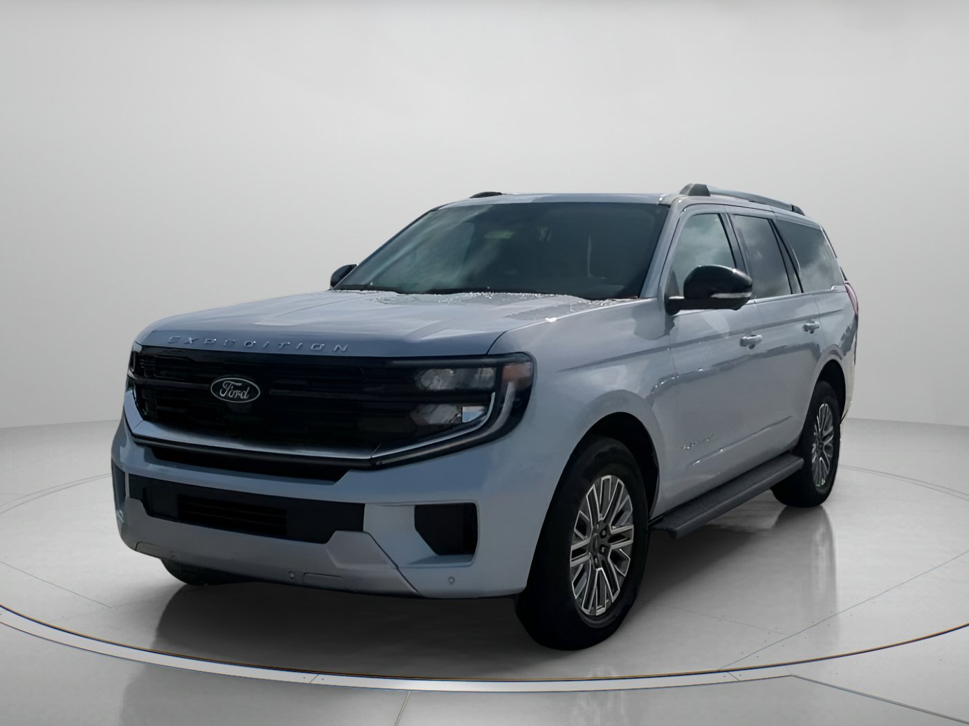 New 2026 Space Silver Metallic Ford Platinum® image 8