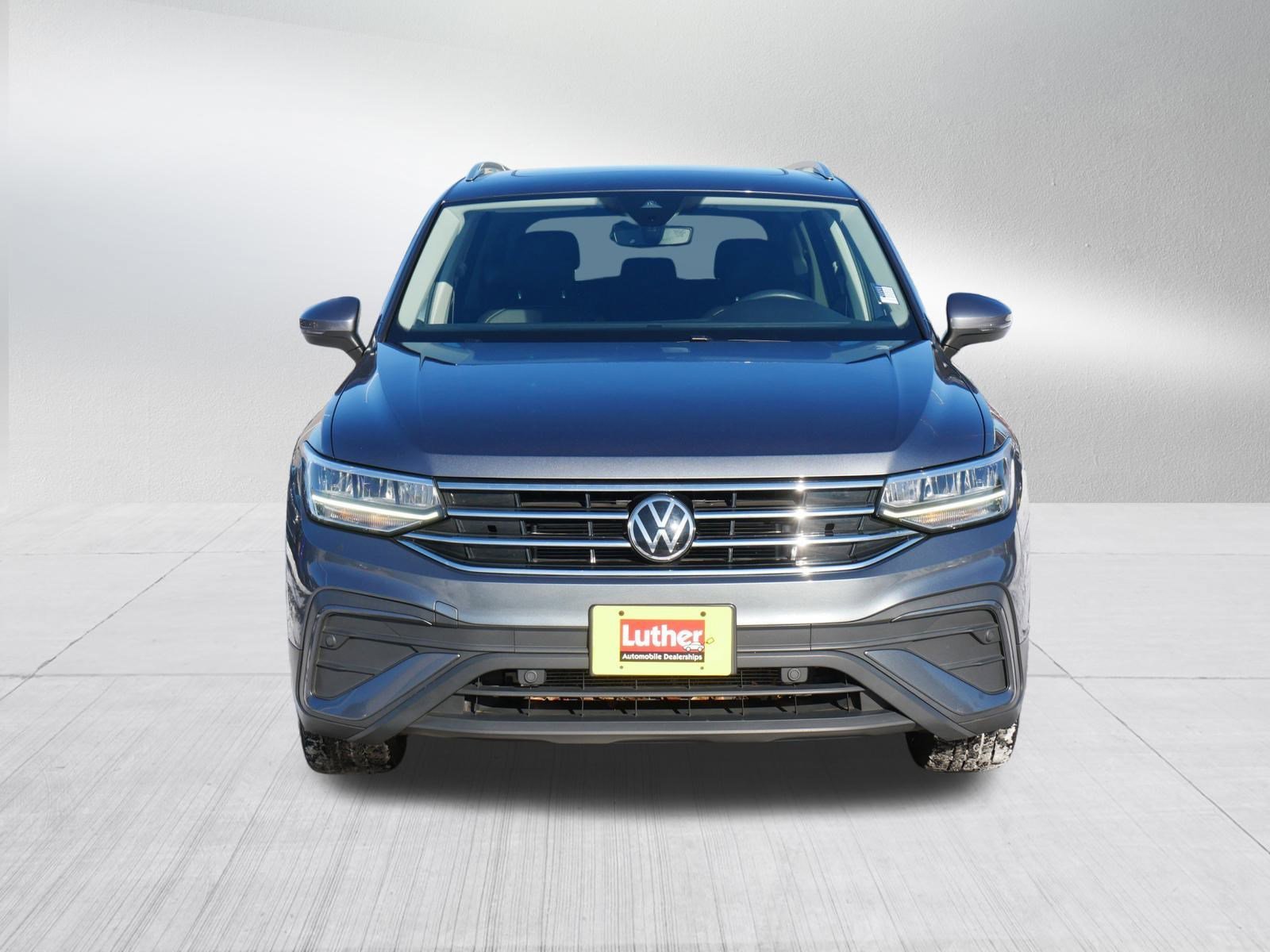 Used 2022 Volkswagen Tiguan SE with VIN 3VV2B7AX4NM169693 for sale in Minneapolis, Minnesota