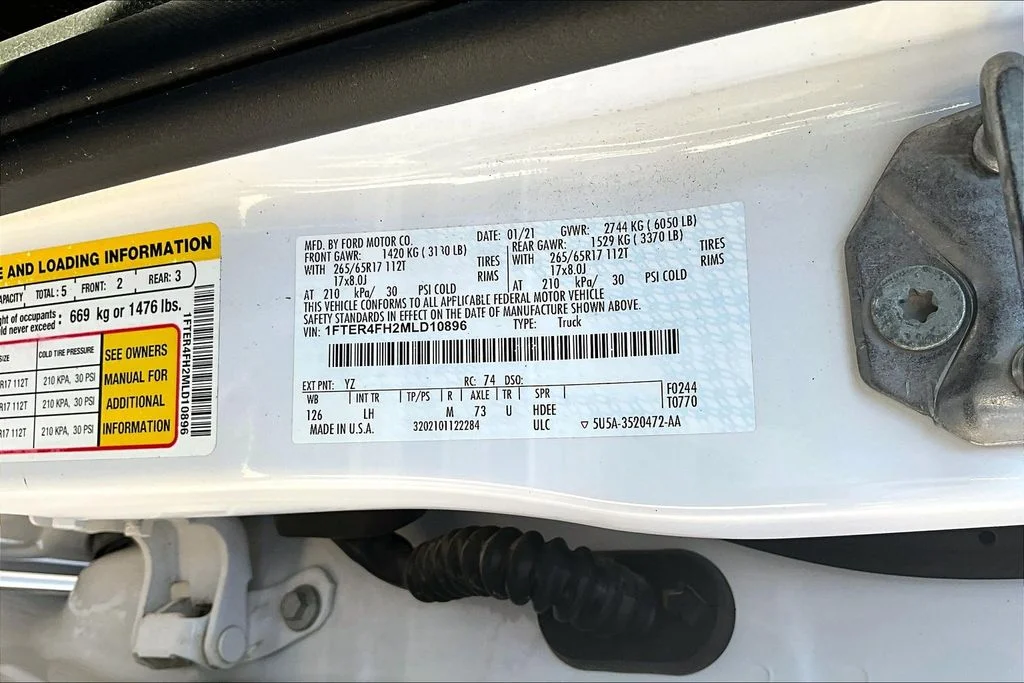 Used 2021 White Ford XLT image 20